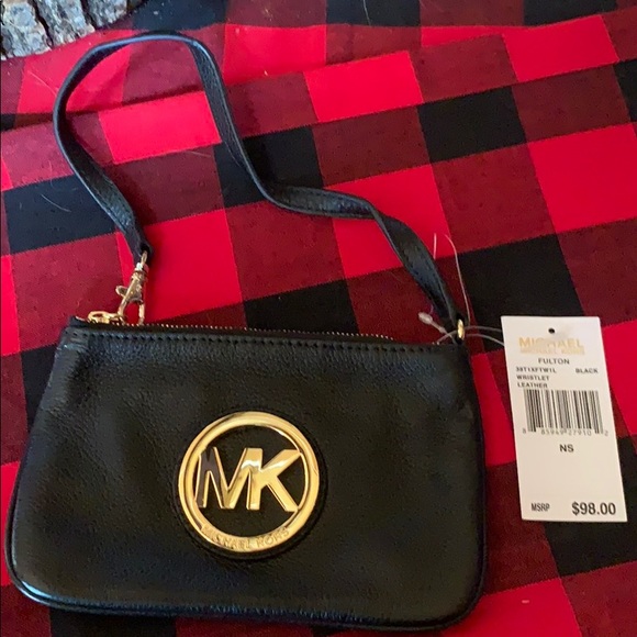 Michael Kors wristlet